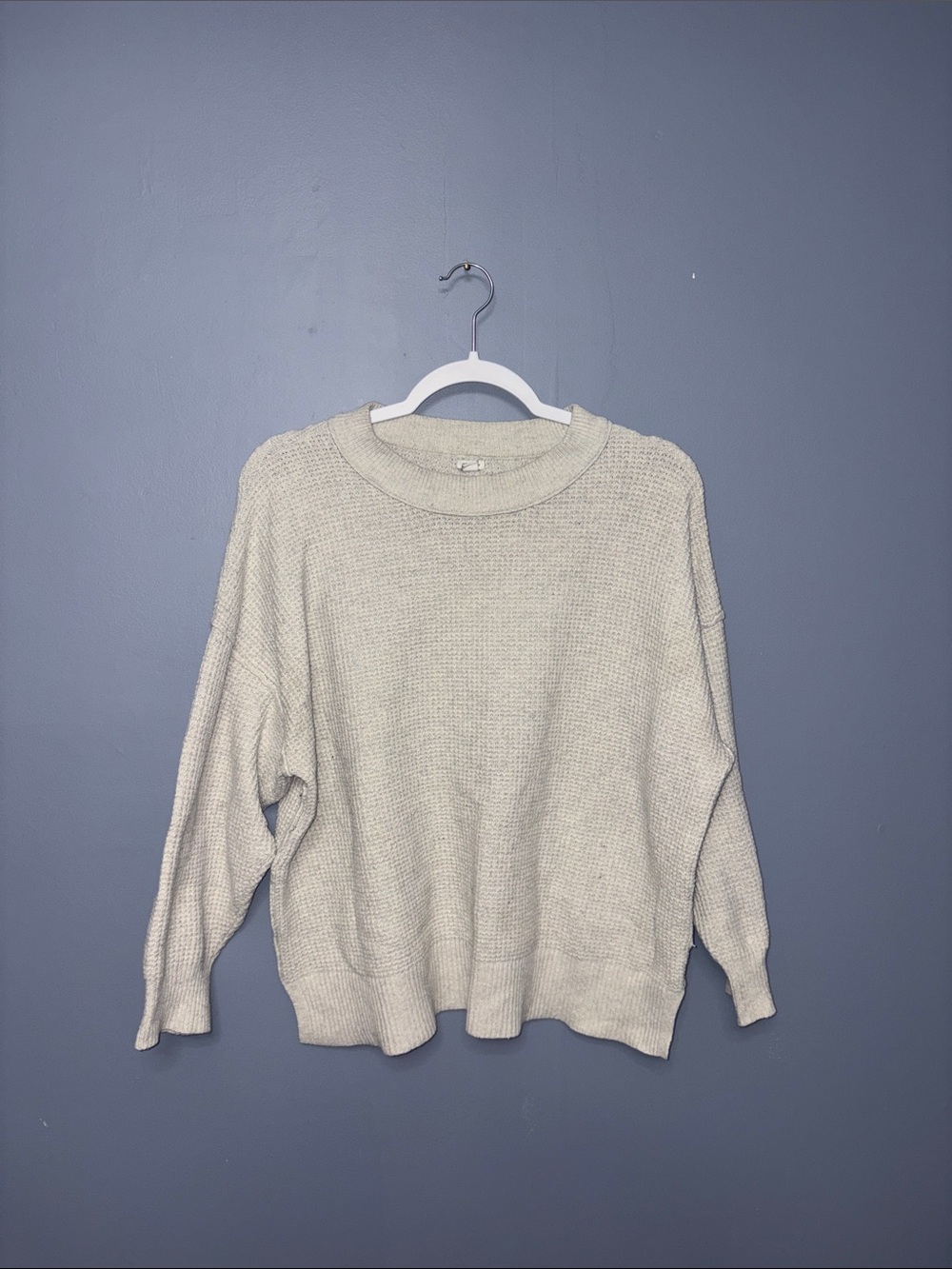 Aerie • Gray Sweater
